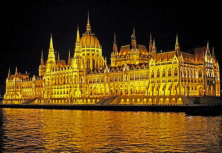 budapest at night, parliament at night, ship passage, passby, illuminated, illumination, mirroring