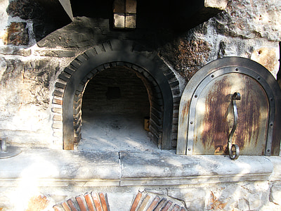 wood burning stove, oven, bread, bake, old, bricked, kitchen