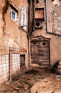 spojrzenie, stare domy, drzwi, Stare Miasto, Domy, Istria, Chorwacja