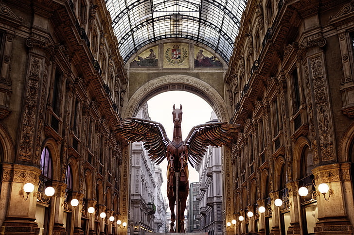 Milaan, Pegasus, Galerij, standbeeld, Vittorio emanuele ii, het platform, geschiedenis