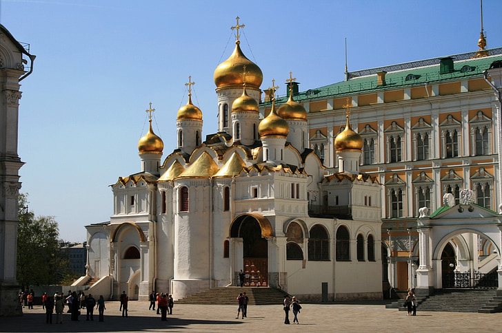 place de l’église, murs blancs, dômes dorés, tours, religion, Église orthodoxe russe, fond de Kremlin palace