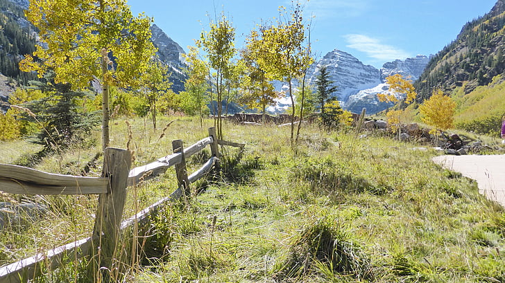 wooden fence, pasture, countryside, scenic, fence, mountains