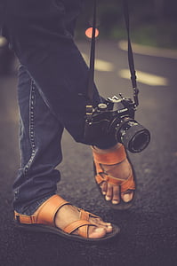 aparat de fotografiat, picioare, Incaltaminte, drumul, bărbaţi, în aer liber, Hobby-uri