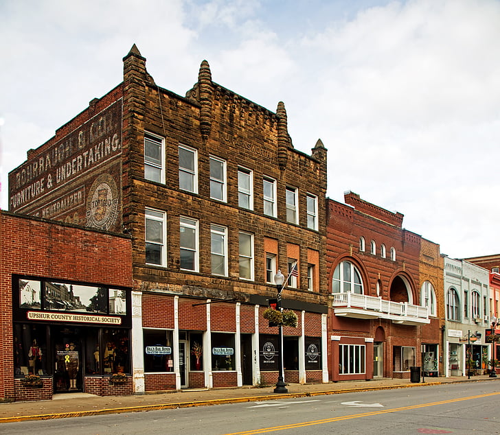Buckhannon, Západná Virgínia, Obchody, budovy, Downtown, Panoráma mesta, mesto