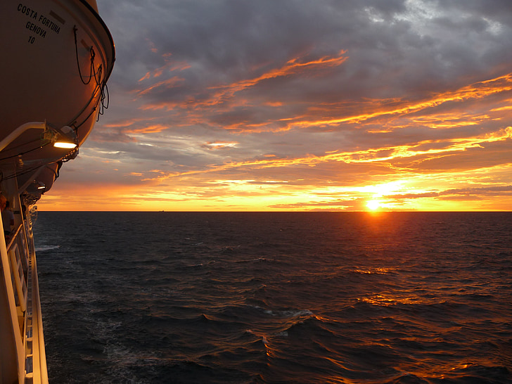 απογευματινό ήλιο, ηλιοβασίλεμα, πλοίο, στη θάλασσα