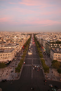 DSS Elysejských polí avenue, Paríž, Francúzsko, mesto