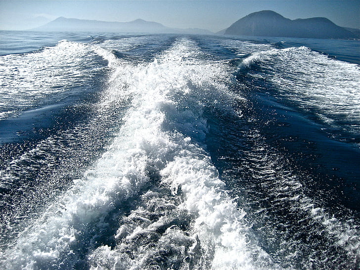 опашка ротор вал, море, вода, обиколка с лодка, скорост