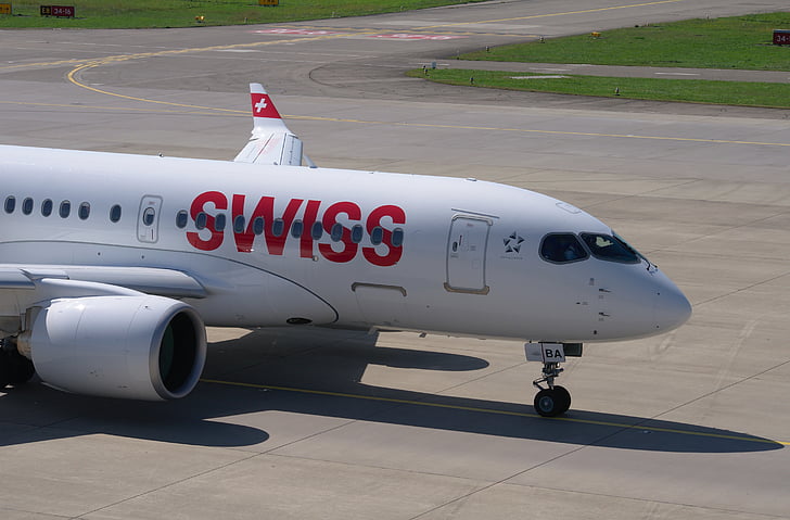 Bombardier cs100, Swiss airlines, flygplan, flygplats, Zurich, ZRH, Flygplatsen Zürich