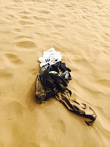 desert, shoe, backpack, clothing, sha, soil, beach