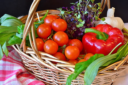 vegetables, basket, purchasing, market, farmers local market, tomatoes, cress