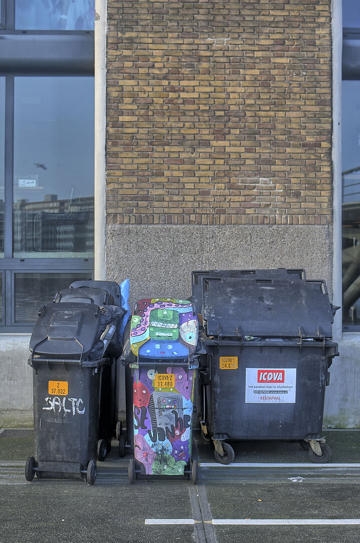 trash cans, graffiti, amsterdam, cleaning, waste, garbage, recycling