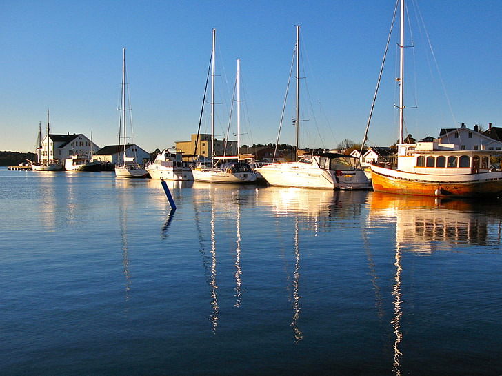 sol de matí, embarcacions, l'aigua, Costa, reflectint, embarcacions de vela, Pals de vela