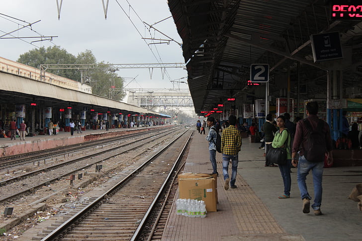 Demiryolu, Platform, ulaşım, yolcu, Bekleyen, seyahat, Gezgin