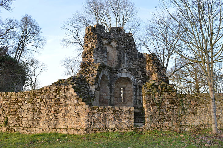 deur, Wallen, ruïnes