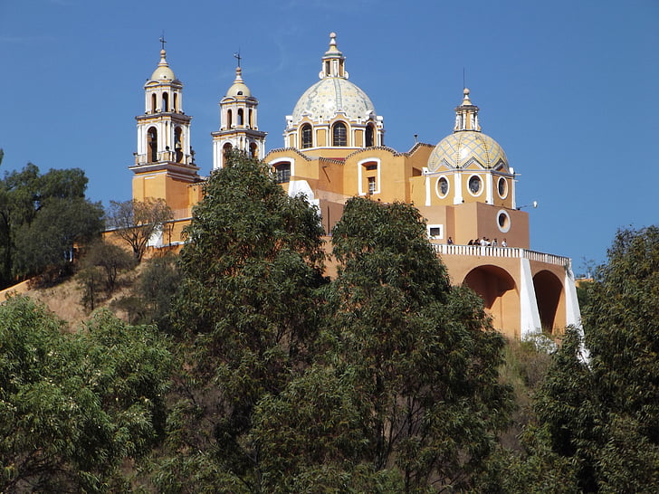 Mexikó, Puebla, Cholula, templomok, helyek, az emberek, építészet