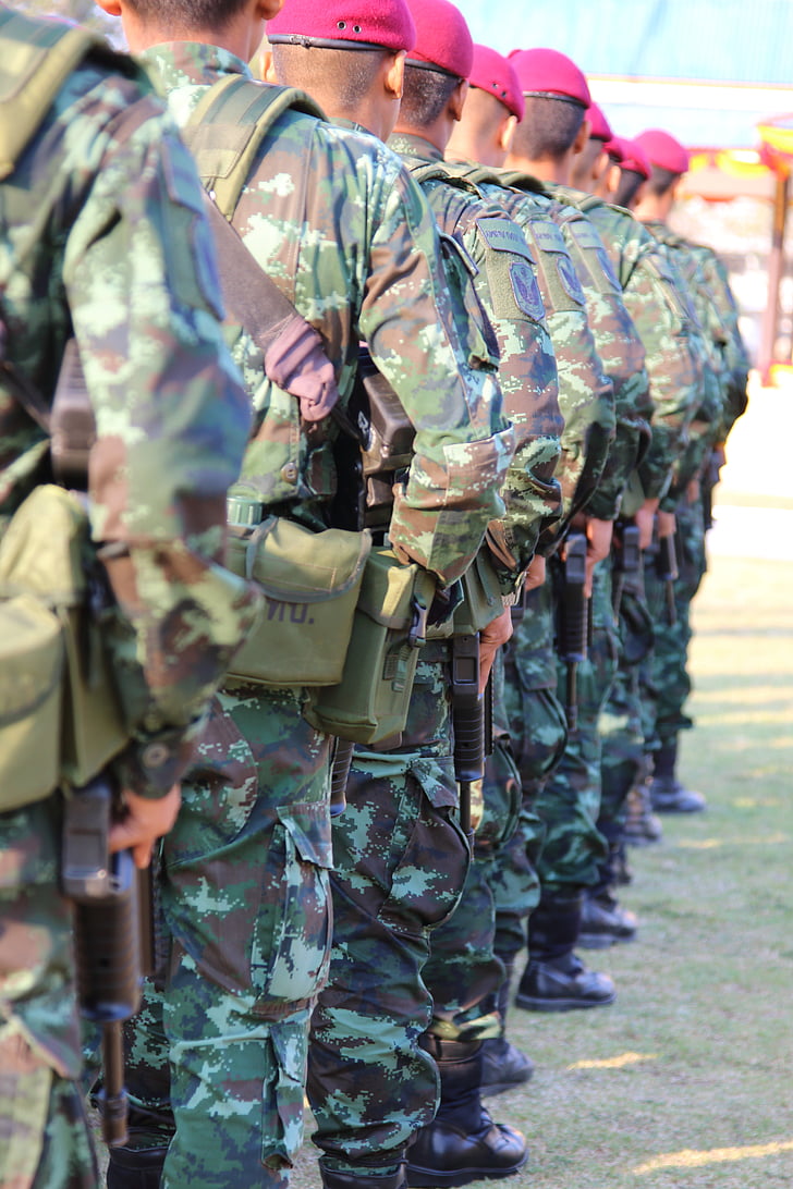 armáda, kamufláž, skupina, zbrane, vojenské, vojenskej uniforme, vojaci