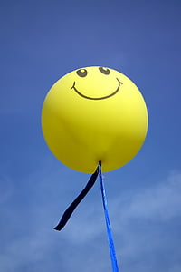 balionas, dangus, šypsena, geltona, laimės, džiaugsmas, vasaros