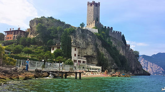 Castle, sitruuna Garda, kevään, kalastaja, maisema, Lake, Trail