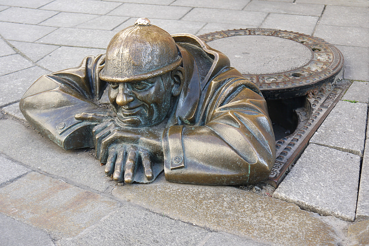 sochařství, Bratislava, kanál, bronz, Bronzová socha