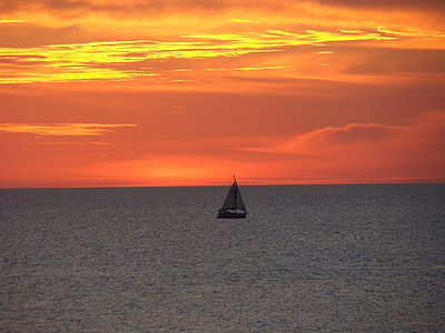 posta de sol, oceà, l'aigua, ona, vaixell, vela, núvols