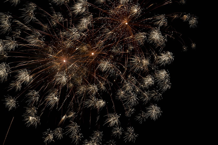 feux d’artifice, nouvel an, nuit, pyrotechnie, Sylvester, fusée, jour de l’an