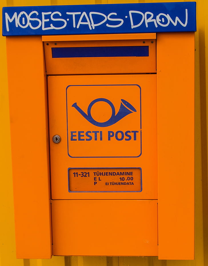Estonie, pays baltes, Publier, Eesti post, boîte aux lettres