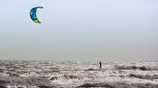 Kite surfer, vânt, mare, cer, surfer, navigarea, sport