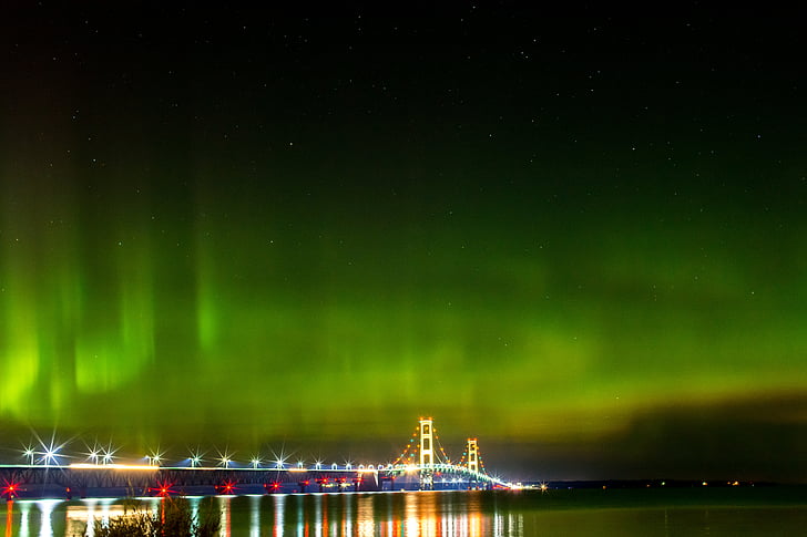 Mackinac bridge, Revontulet, Michigan, valot, Aurora borealis, Matkailu, luonnonkaunis