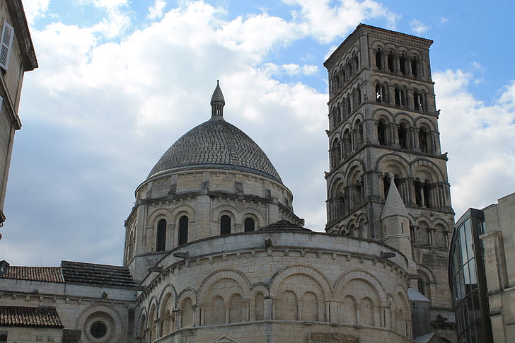 Saint Pierren tuomiokirkolla, Angoulême, Ranska, Charente, kirkko, katedraali, epätyypillinen kirkko