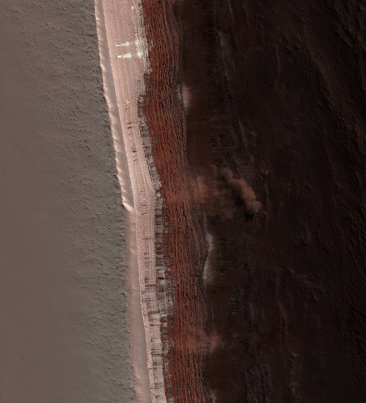Mars, oppervlak van Mars, lawine, wolk van stof, staublawine