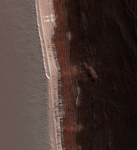 Mars, Marsovo površino, plaz, oblak prahu, staublawine