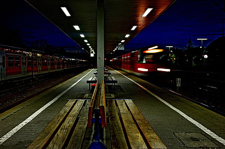 railway station, night, train, arrival, seemed, gateway, sbb