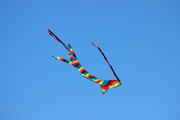 Kite, vind, färger, rörelse