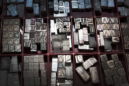 letters, lead, lead characters, ligature, serifs, book printing, mechanical process