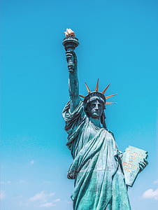Statua, libertà, blu, cielo, nuvole, figura femminile, destinazioni di viaggio
