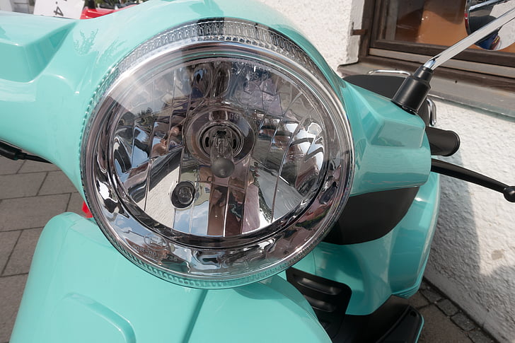 motor scooter, summer, driving pleasure, turquoise, detail, spotlight