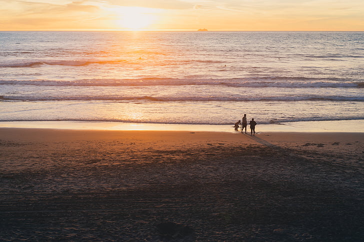 kolm, isiku, Beach, kalda, pilve, Sunset, Surf