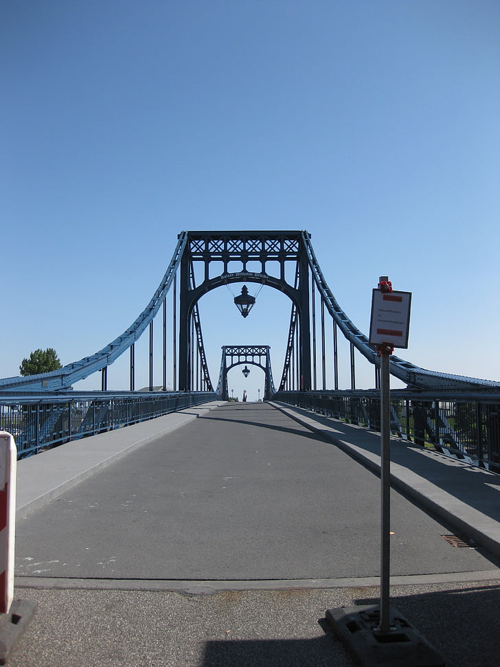 Kaiser wilhelm jembatan, Wilhelmshaven, Jembatan