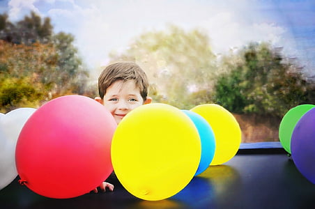 Luftballons, Junge, Feier, Kind, Farbe, Spaß, Kindheit