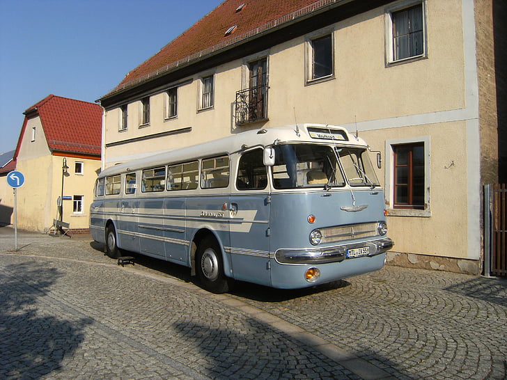 bus, Ikarus, klassieke auto 's, vervoer, venster, buitenkant van het gebouw, commerciële grond voertuig