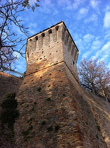Torre, seinad, keskajal, linnamüüri, keskaegne torn, taevas, loodus