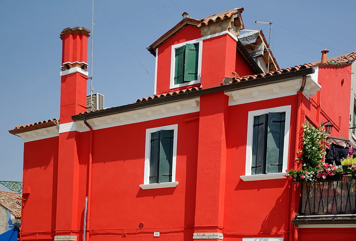 İtalya, Burano, renkli ev, Panjurlar