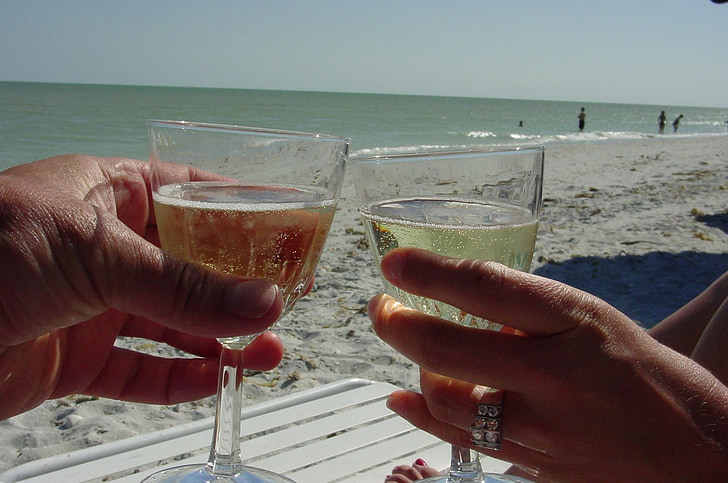 szampan, Plaża, piasek, toast, miłość, małżeństwo, miesiąc miodowy