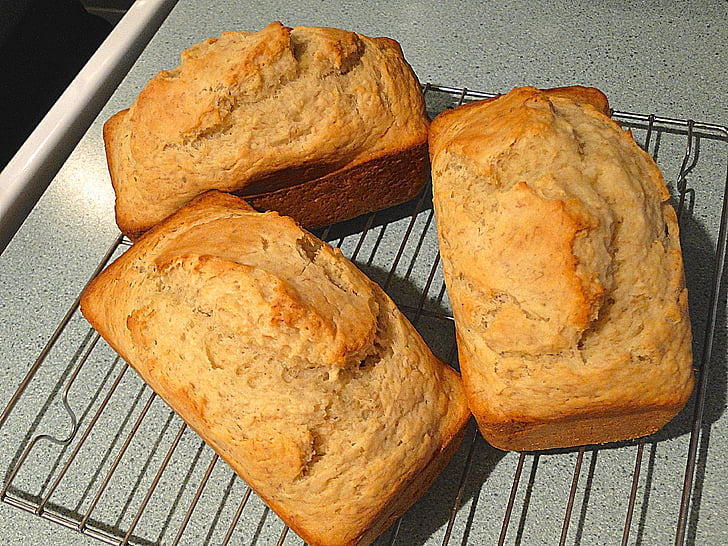 bread, loaves, homemade, fresh, individual, small, banana bread