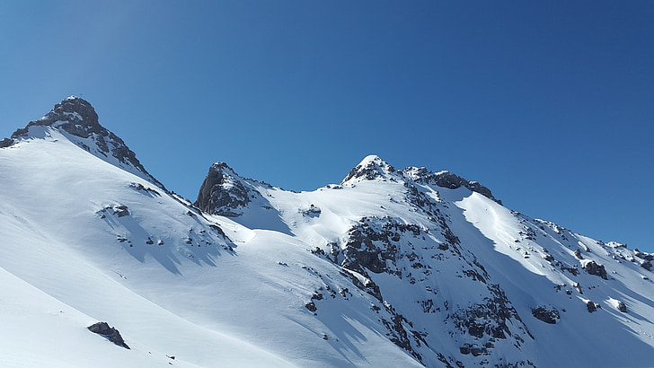 kő kar tipp, alpesi, Lech-völgyben fekszik, parzinnspitze, téli, hegyek, havas