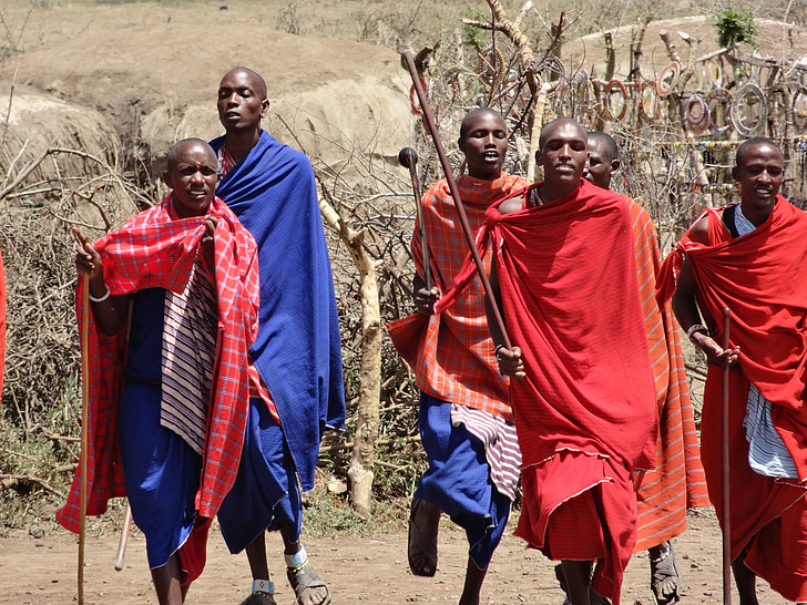 tarian, Masai, lagu, Tampilkan