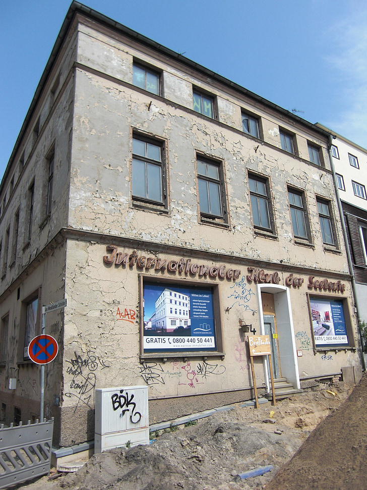 internationale club van zeilers, Rostock, revalidatie, gebouw, DDR