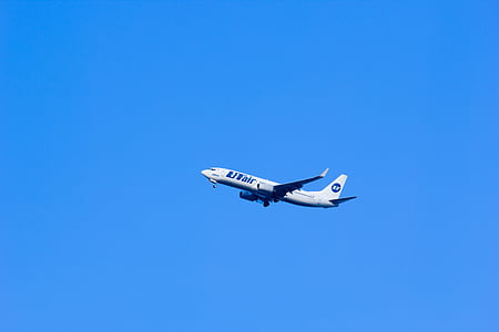 lentoyhtiöiden UTair aviation, UTair, kone, suuri, ilmassa, Boeing 737-800, Vnukovo airport