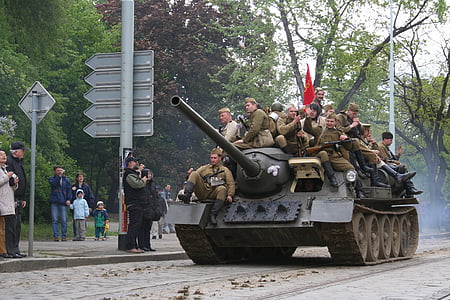 tank, oslobodenie mesta Praha, show, vojaci, nádrže, vojenská prehliadka, História
