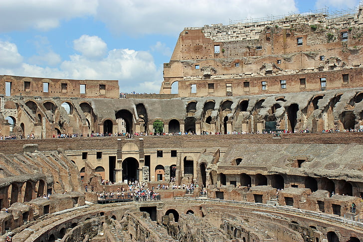 Colosseum, Rom, Italien, romarna, platser av intresse, gamla strukturer, Colosseum interiör